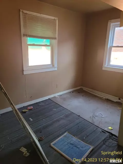 2265 E Laurel St, Springfield, IL 62703 photo 13