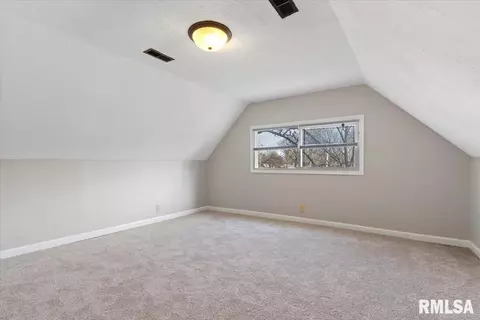 1115 N 5th St, Springfield, IL 62702 photo 23