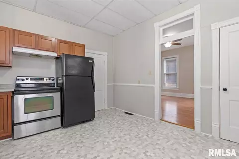 1115 N 5th St, Springfield, IL 62702 photo 21