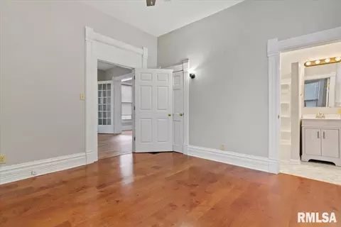 1115 N 5th St, Springfield, IL 62702 photo 12