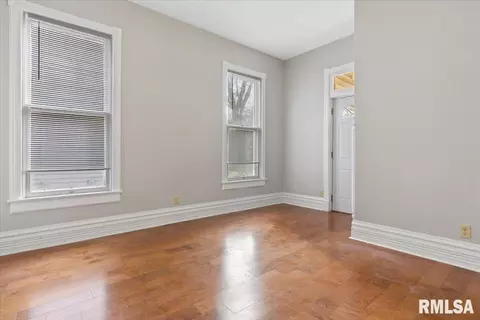 1115 N 5th St, Springfield, IL 62702 photo 17