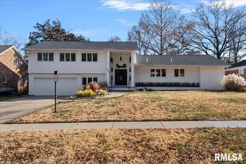 2308 S Wiggins Ave, Springfield, IL 62704