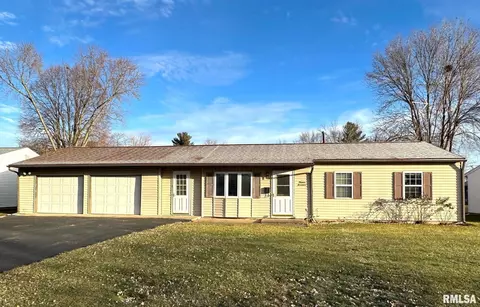 1417 Arcadia Dr, Galesburg, IL 61401