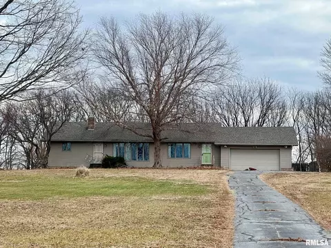 13774 E County Line Rd, Chandlerville, IL 62627