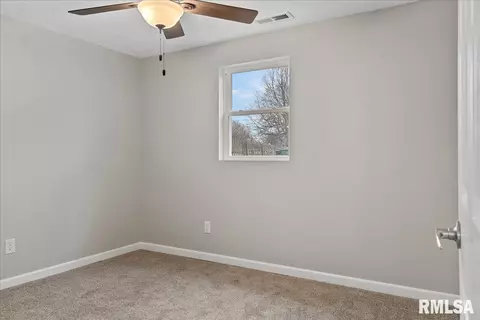 240 Saxon Dr, Springfield, IL 62704 photo 18