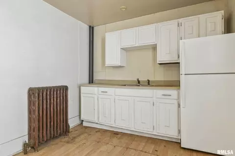 913 S 8th St, Springfield, IL 62703 photo 10