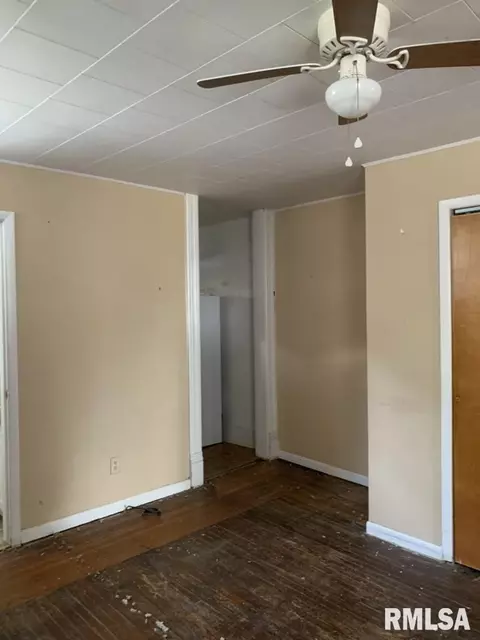 913 S 8th St, Springfield, IL 62703 photo 30