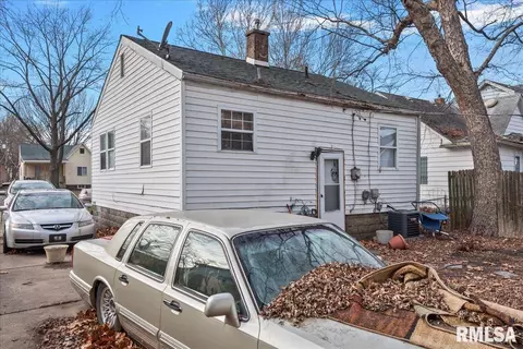 1032 N 14th St, Springfield, IL 62702 photo 13