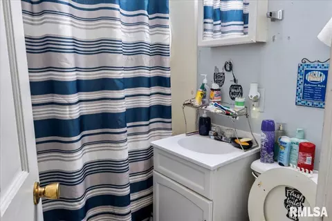1032 N 14th St, Springfield, IL 62702 photo 9