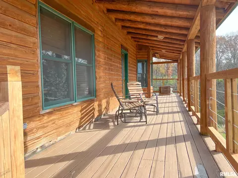 10466 Hacke Rd, Plainview, IL 62685 photo 5