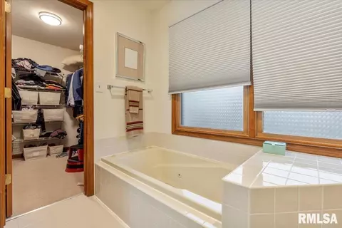 6325 Hayley Ct, Springfield, IL 62703 photo 25