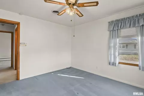 900 N Bruns Ln, Springfield, IL 62702 photo 22