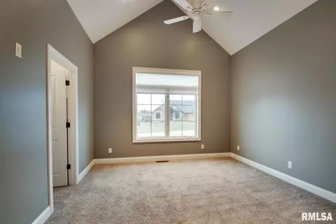 600 Long Dr, Quincy, IL 62305 photo 11