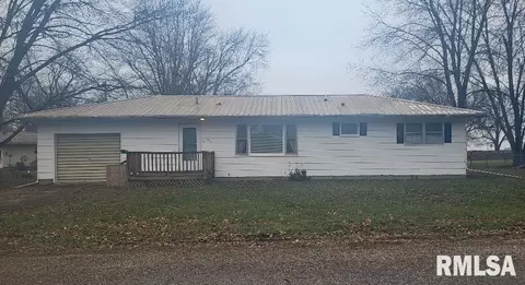 404 Jared St, Abingdon, IL 61410