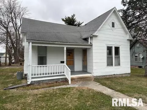 1017 N Fayette St, Jacksonville, IL 62650