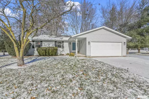 23442 Clemens Rd, Athens, IL 62613