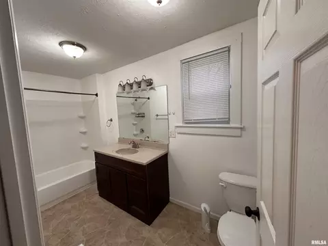 436 W Chenery Street A, Springfield, IL 62704 photo 13