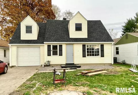 3122 Carman Ave, Springfield, IL 62703