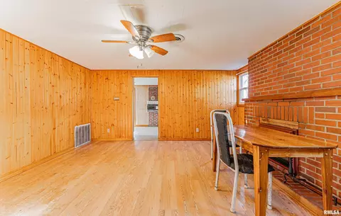 997 2120 Ave, Chestnut, IL 62518 photo 8