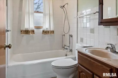 3012 E Trinity Ave, Springfield, IL 62702 photo 13