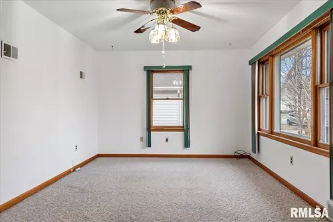 3012 E Trinity Ave, Springfield, IL 62702 photo 3