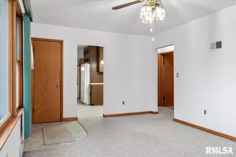 3012 E Trinity Ave, Springfield, IL 62702 photo 4