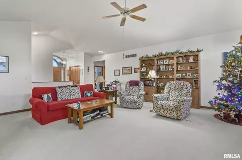 3120 Catalpa Dr, Springfield, IL 62712 photo 7