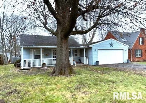 1844 Mound Rd, Jacksonville, IL 62650