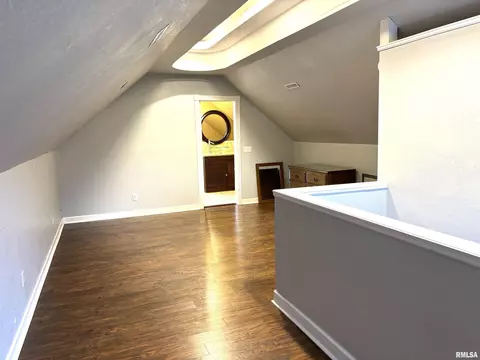 2416 Lowell Ave, Springfield, IL 62704 photo 23