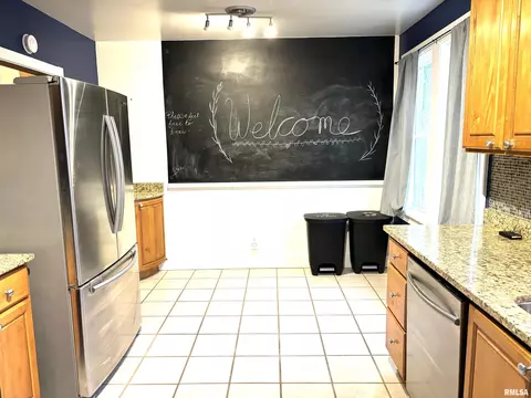 2416 Lowell Ave, Springfield, IL 62704 photo 18