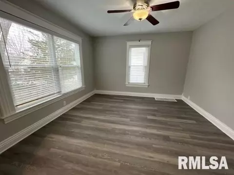 924 Henrietta St, Springfield, IL 62704 photo 13