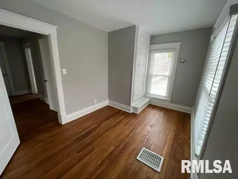 924 Henrietta St, Springfield, IL 62704 photo 17