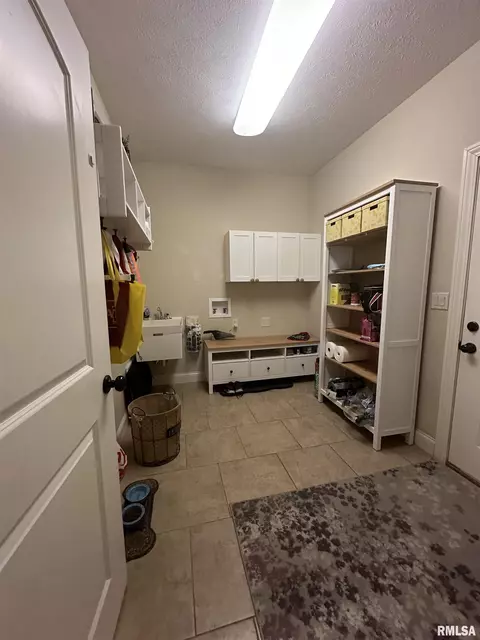 2805 Haverhill Rd, Springfield, IL 62711 photo 9