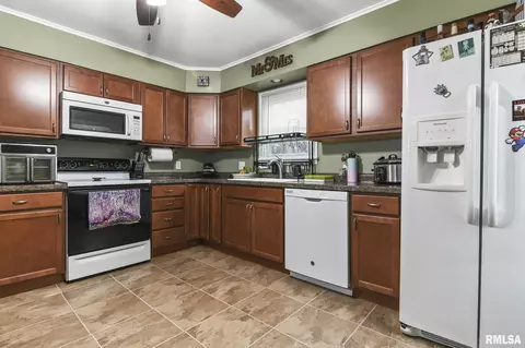 3230 Palmer St, Springfield, IL 62703 photo 6