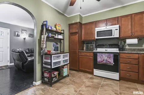 3230 Palmer St, Springfield, IL 62703 photo 7