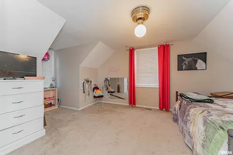 300 Victoria Dr, Normal, IL 61761 photo 14