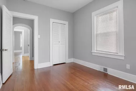 2041 N 7th St, Springfield, IL 62702 photo 17
