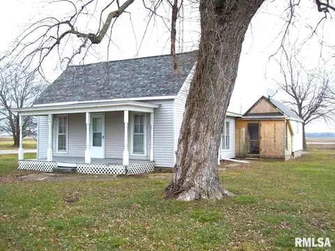 206 Maple Ct, Alsey, IL 62610 photo 2