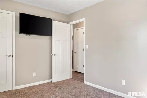 2416 Stokebridge Rd, Springfield, IL 62702 photo 14