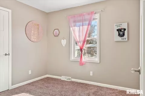 2416 Stokebridge Rd, Springfield, IL 62702 photo 15