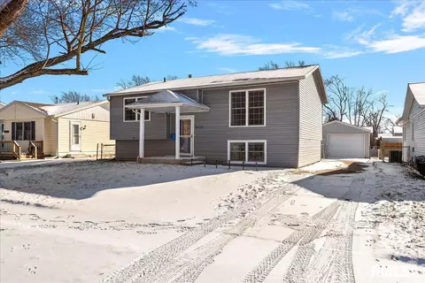 2416 Stokebridge Rd, Springfield, IL 62702 photo 2