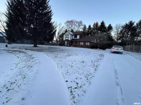 4063 Larkspur, Springfield, IL 62711 photo 2