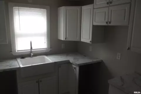 2022 Dial Ct, Springfield, IL 62704 photo 9