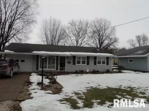 1315 Moshier Ave, Galesburg, IL 61401