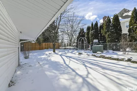 2 Downing Ln, Springfield, IL 62712 photo 31