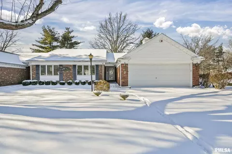 2 Turnberry Pl, Springfield, IL 62704 photo 4