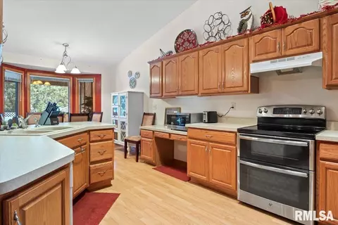 4075 Highbury Dr, Springfield, IL 62711 photo 9