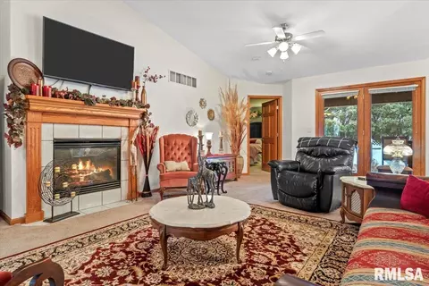 4075 Highbury Dr, Springfield, IL 62711 photo 5