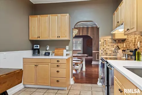 1816 S Whittier Ave, Springfield, IL 62704 photo 17