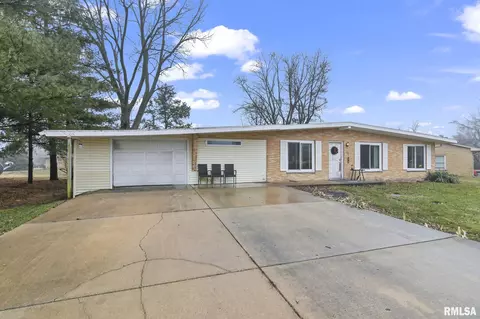 22 Lakewind Dr, Springfield, IL 62703 photo 2